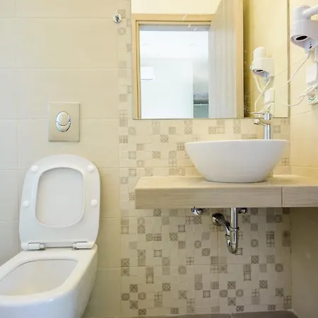 Tzogias Nonna Lägenhet *